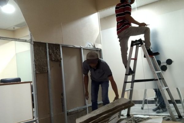 pastikan memilih jasa renovasi rumah dan kantor terbaik surabaya 0821 6460 0021